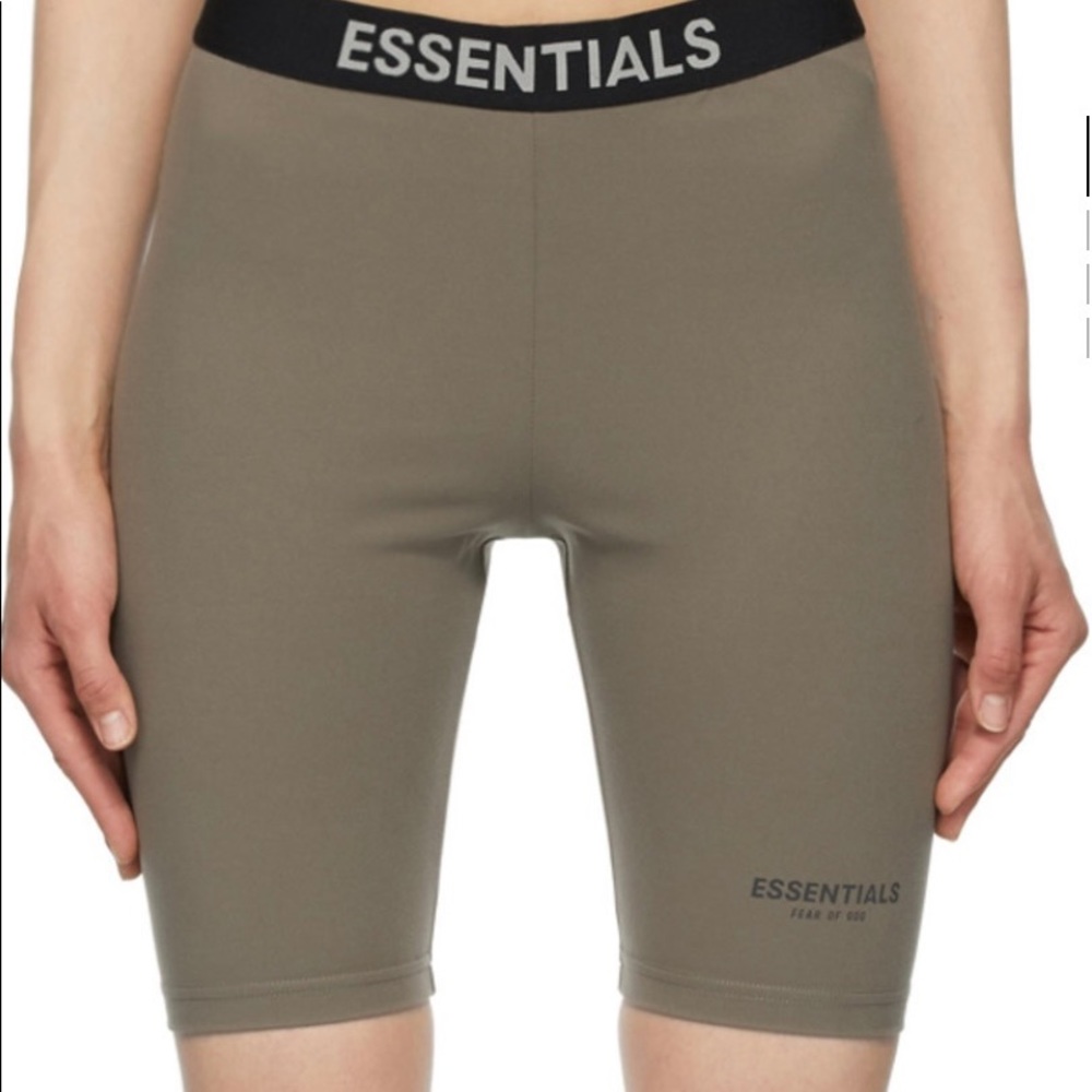 NWOT WOMENS ESSENTIALS KAKI BIKER SHORTS (purchased on Ssense)